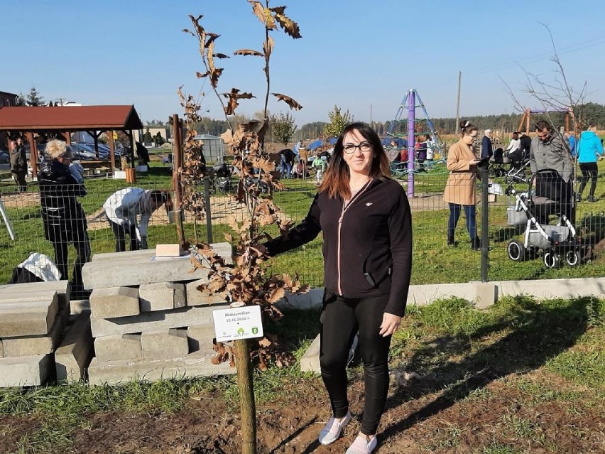 Akcja „Jedno dziecko – jedno drzewo” to już tradycja. W Wolsztynie i Belęcinie posadzono blisko 100 drzew 