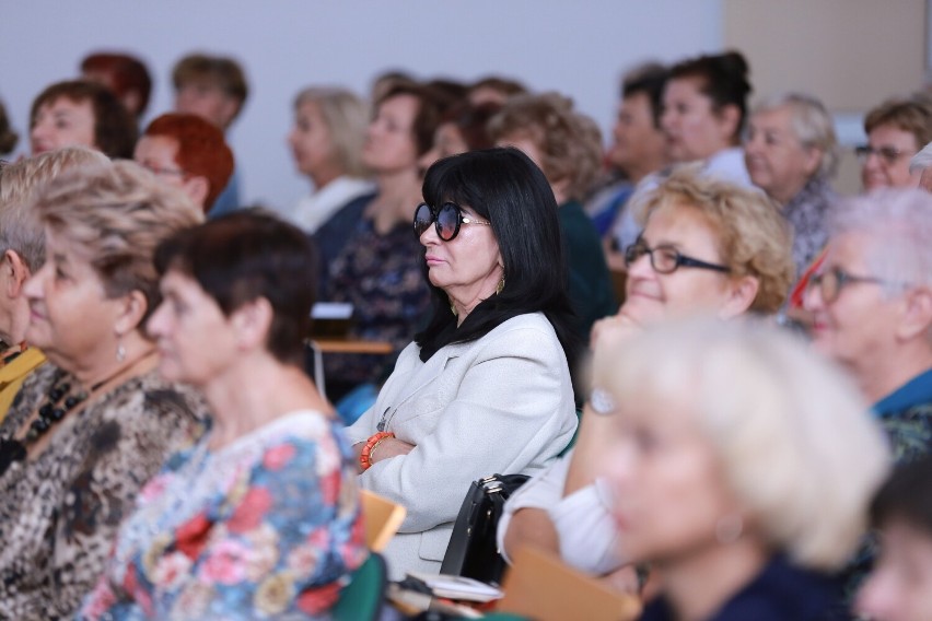 Uroczysta inauguracja  roku akademickiego Uniwersytetu III Wieku w Chełmie. Zobacz zdjęcia