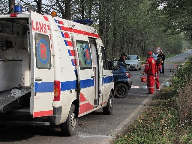 Tragiczny wypadek w Jaworzniku. Kierowca nie żyje [ZDJĘCIA]