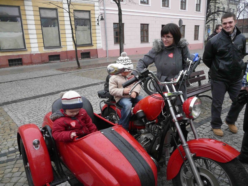 Na Rynku rozstawili się motocykliści