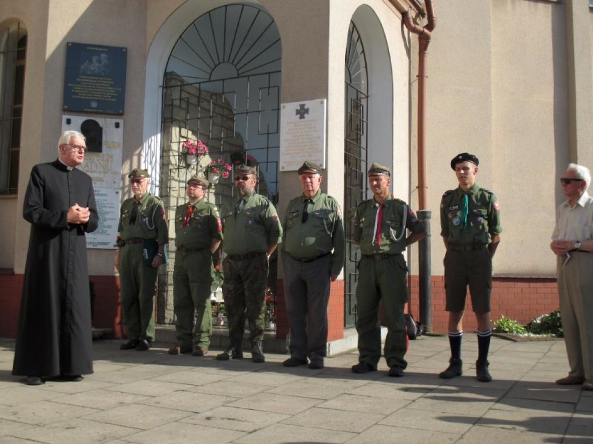 Ostrowianie pamiętają o bohaterach [FOTO]