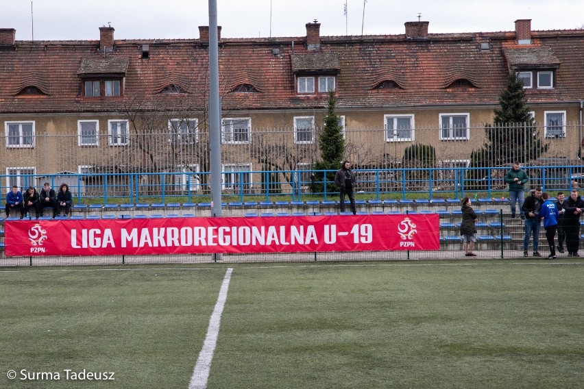 Liga makroregionalna U-19 "grupa B": 1 kolejka - sezon 2018/2019. Błękitni Stargard przegrali z Chemikiem Moderator Bydgoszcz 1:5