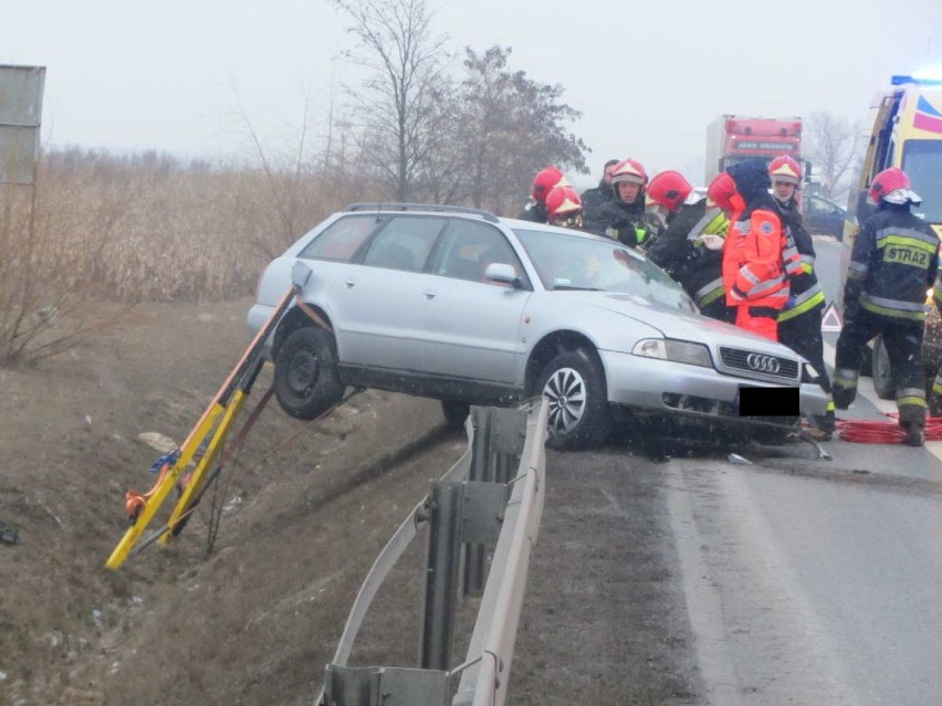 W środę około godziny 16.00 na drodze krajowej nr 15 między...