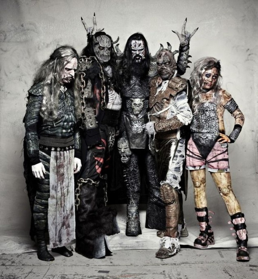 Lordi to zespół prezentujący na scenie oryginalne show....