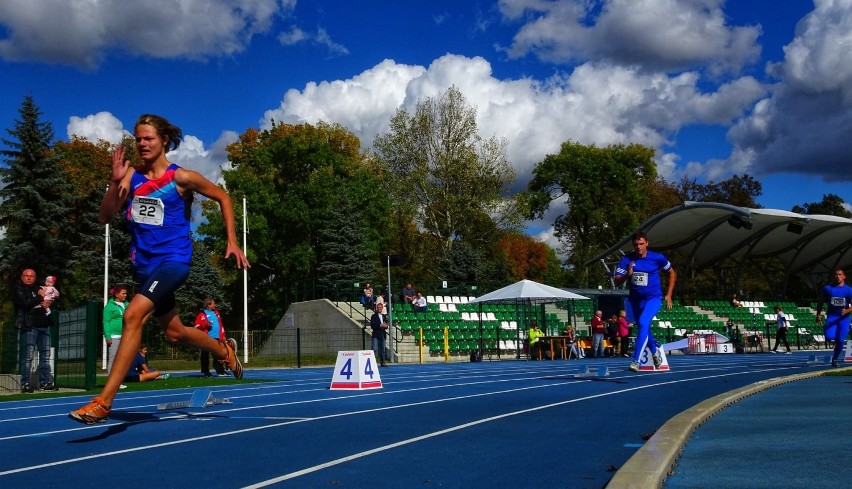 Ogólnopolski lekkoatletyczny miting weteranów i niepełnosprawnych [zdjęcia]