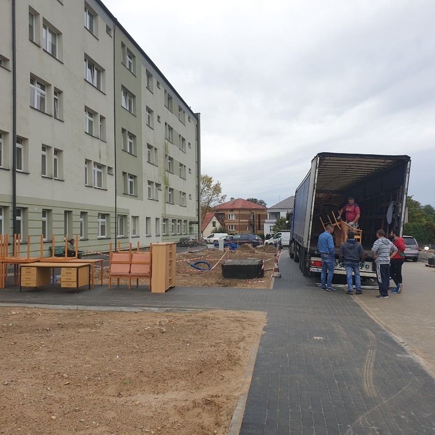 Szpital znowu dostał sprzęt i meble z Niemiec