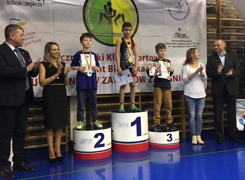 Zapaśnicy ZKS Radomsko wrócili z medalami z X...