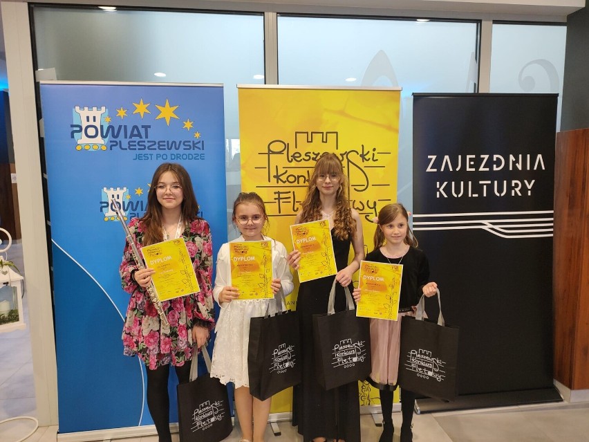 Jury w składzie Dorota Karaniewicz-Biedny, Izabela Lewek i...