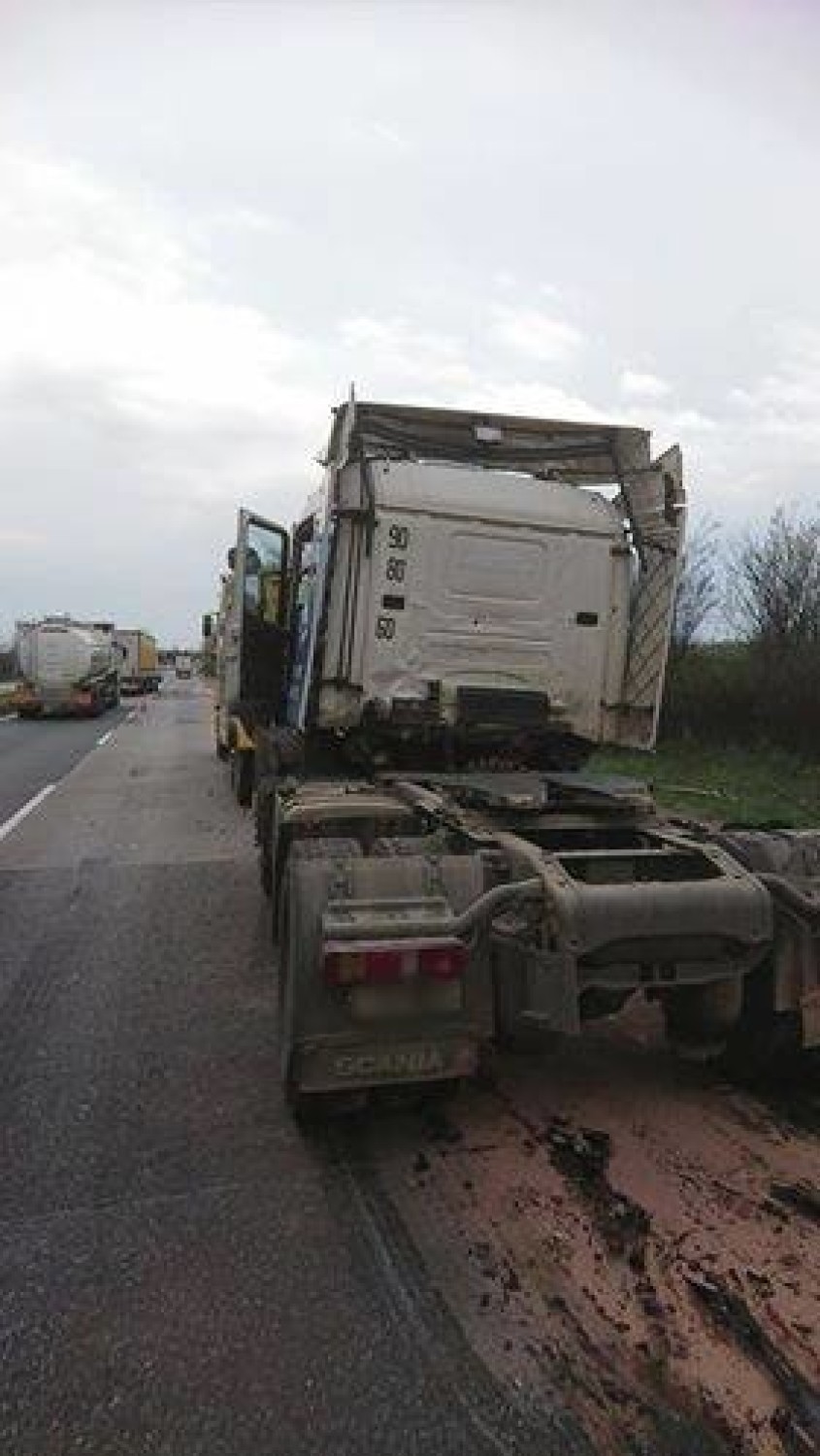 Wypadek na DK1 przed Kościelcem [ZDJĘCIA]     