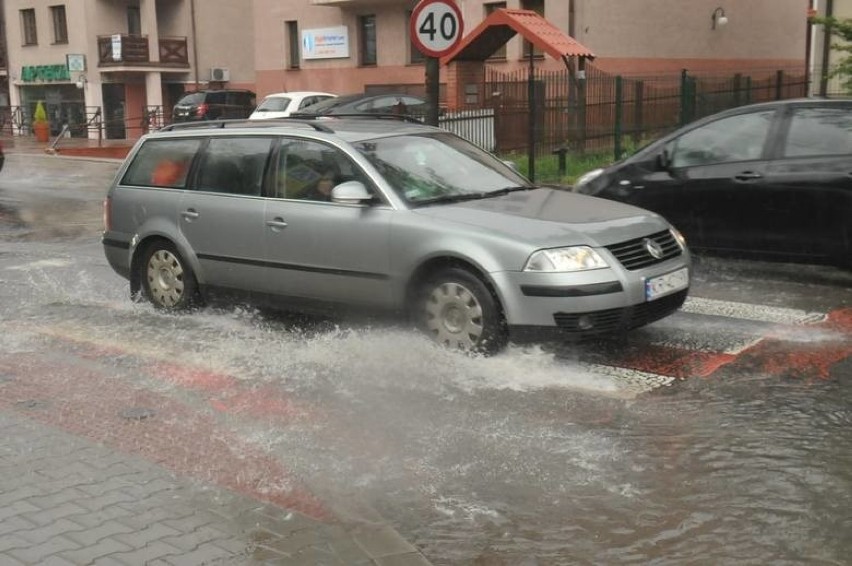 Mozolna przebudowa ulicy Królowej Jadwigi. Jest kolejny przetarg