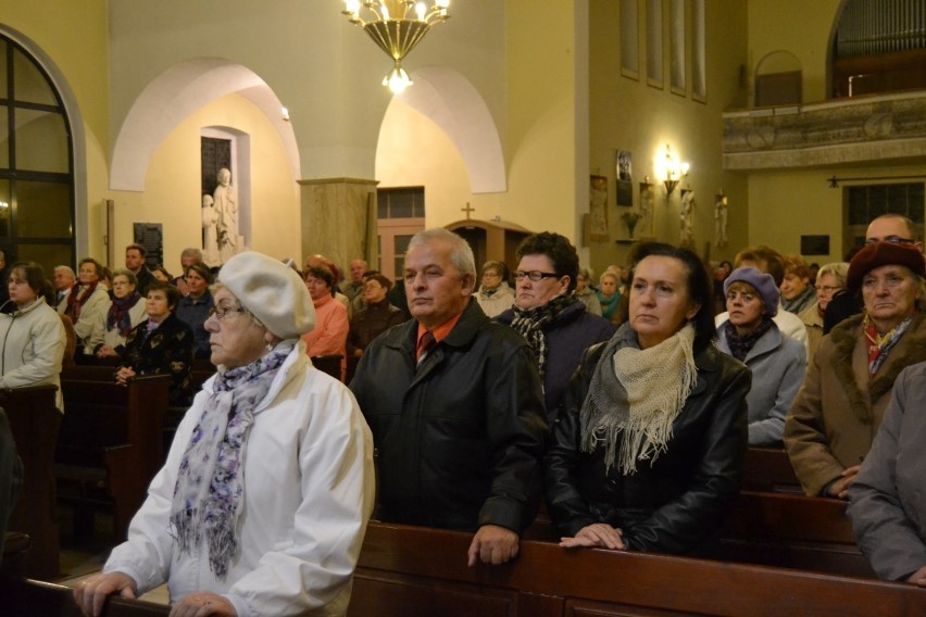 W kościele p.w. św. Wojciecha w Starogardzie odbyła się Msza Św. w rocznicę śmierci ks. Popiełuszki