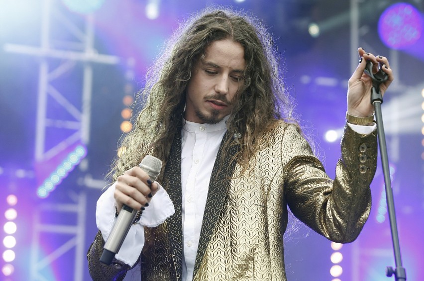 Michał Szpak o dubbingu SpongeBob, planach na drugą płytę i aktorstwie [WIDEO, ZDJĘCIA]