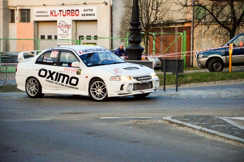 3. Rajd Kwidzyński. Za nami wieczorny prolog, w niedzielę odcinki specjalne na terenie dwóch gmin [ZDJĘCIA]