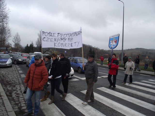 Kamienna Góra droga S3: Protesty mieszkańców przyniosły częściowy efekt. Na razie powstanie odcinek drogi S3 do Bolkowa