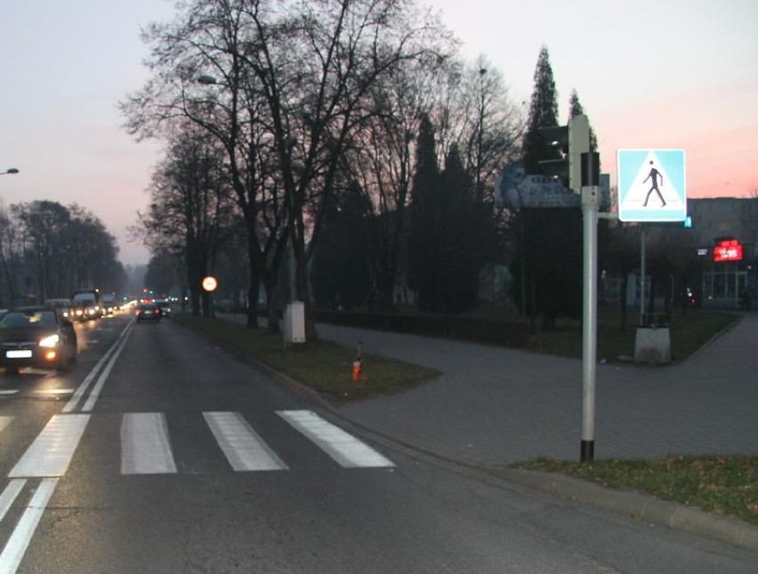 Wypadek w Oświęcimiu. 19-latka potrącona na przejściu dla pieszych.