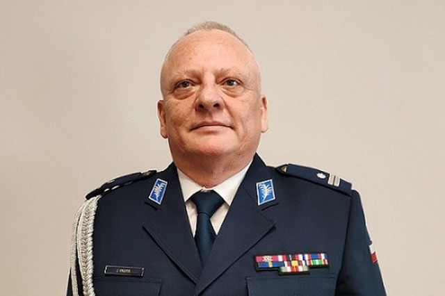Dziś analiza oświadczenia komendanta powiatowego policji w Radomsku, podinspektora Jarosława Knapika.

Zobaczcie na kolejnych slajdach, co znajduje się w jego oświadczeniu za 2022 rok >>>