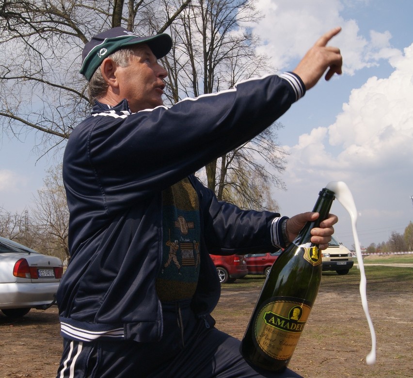 Wędkarze świętowali nad zalewem Zadębie