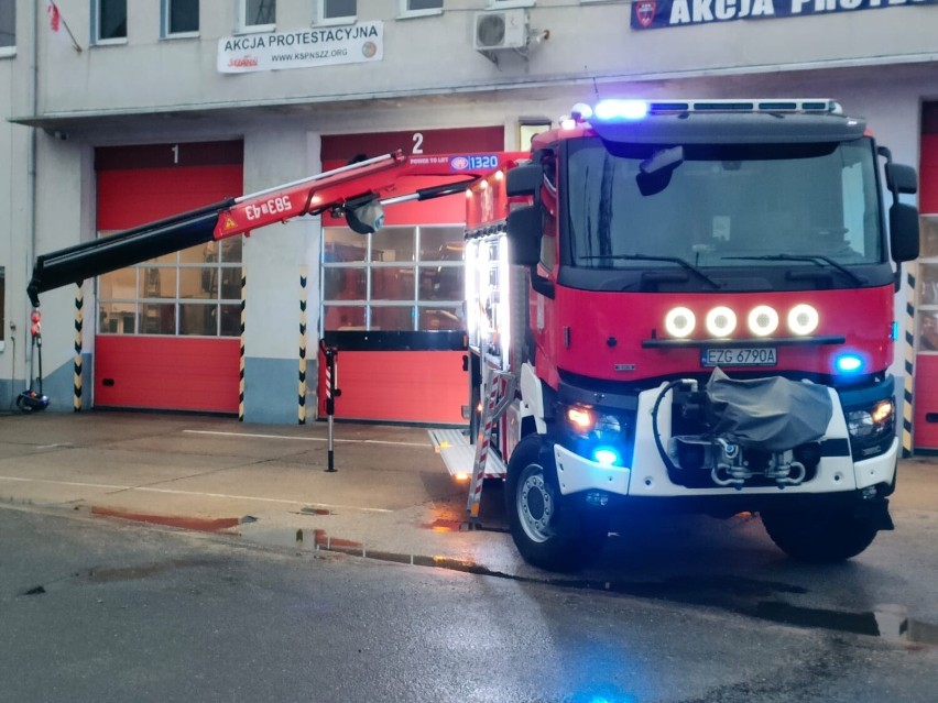 Strażacy ze Strykowa otrzymali nowy, zaawansowany technologicznie wóz