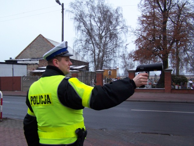 Policjanci kontrolowali pasy, ale także prędkość