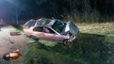 Wypadek w Nicponi. BMW wypadło z drogi - kierowca trafił do szpitala