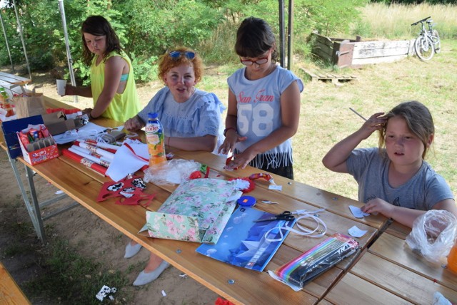 Plener artystyczny odbywał się w Łuszkowie w gminie Krzywiń