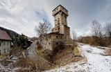 Wieża szybowa Tytus staje się ruiną (ZDJĘCIA)