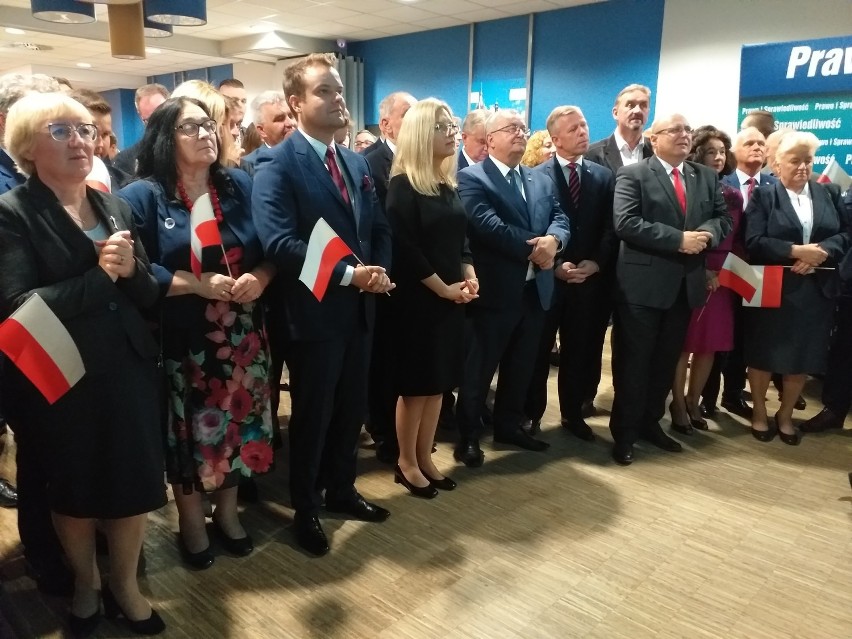 Wybory parlamentarne 2019: Euforia na wieczorze wyborczym PiS w Krakowie