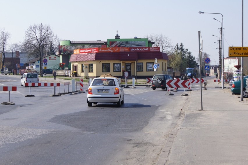 Rusza budowa ronda w centrum Radomska. Zamknięta ul. Krakowska i Stara Droga