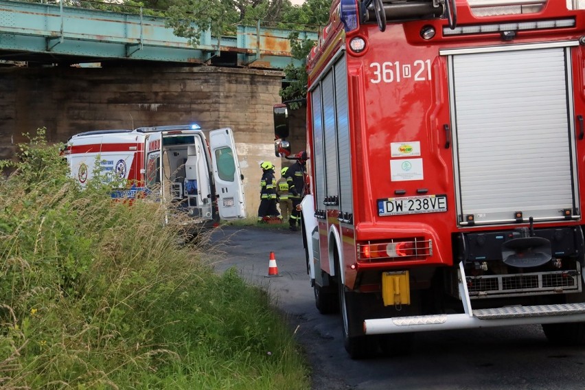 Wypadek na drodze Ulesie - Jezierzany. Kierowca był pijany [ZDJĘCIA]