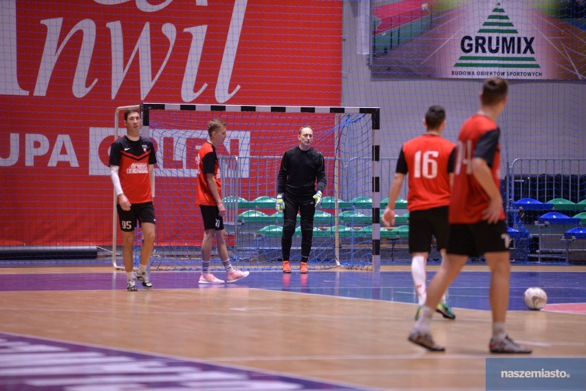 Wyniki 7. kolejki III edycji Włocławskiej Ligi Futsalu. Zdjęcia z meczu TSR  Kujawy – Drumet 3:2 [wideo]