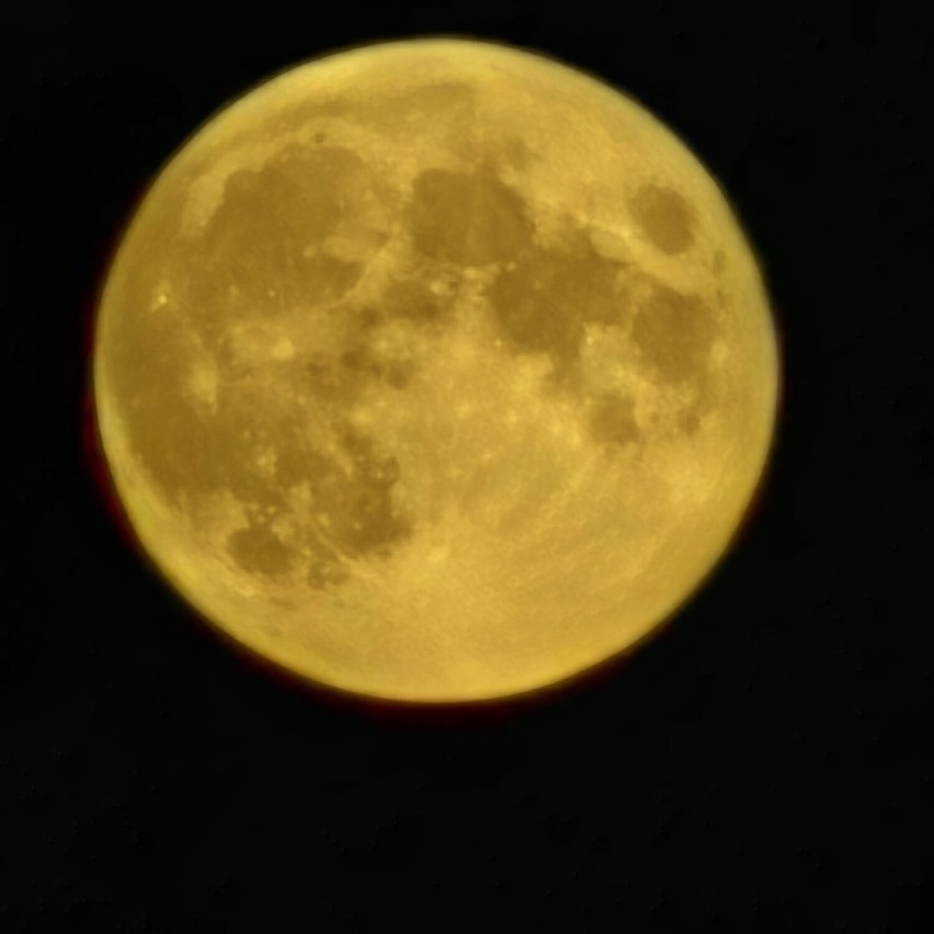Pełnia Księżyca nad powiatem puckim - 8 listopada 2022