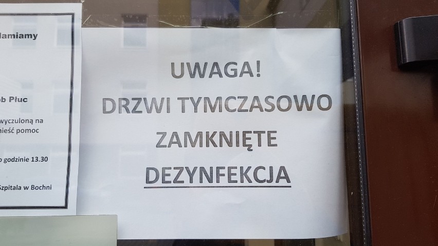 Bochnia. Pacjent z podejrzeniem koronawirusa zgłosił się do szpitala [ZDJĘCIA]