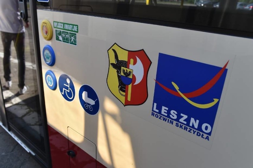 Nowe autobusy w Lesznie - sygnalizator dla niepełnosprawnych