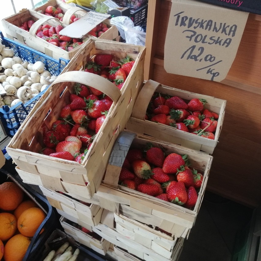 Ceny truskawek spadają codziennie