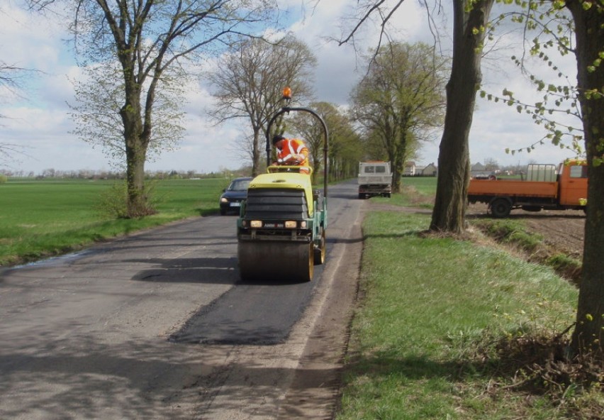 Wiosenne remonty na droga powiatowych potrwają do końca maja