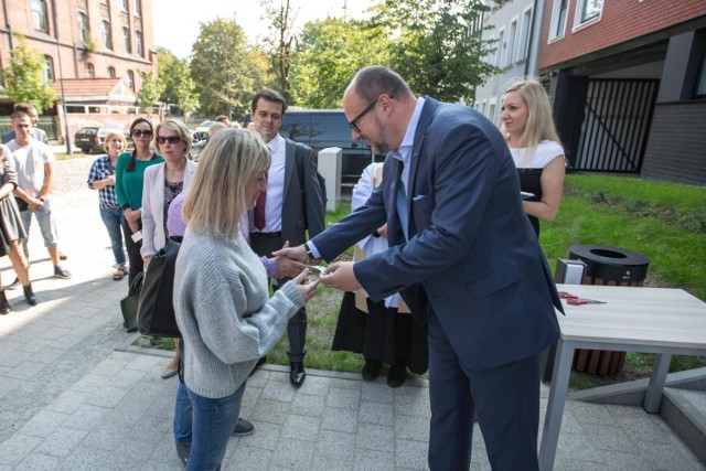 Oddanie do użytku bloku wybudowanego przez TBS Motława przy ul. Kieturakisa 8 na Dolnym Mieście w Gdańsku [7.09.2018]