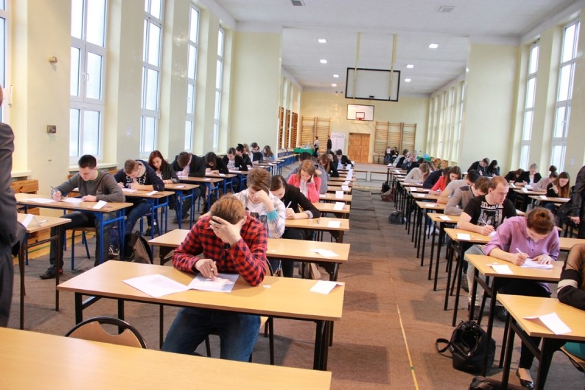 Uczniowie ZSEE w Radomsku najlepsi w konkursie Państwowej Inspekcji Pracy