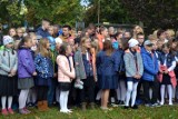 Uczniowie Szkoły Podstawowej nr 6 w Suwałkach swoimi występami uświetniły obchody dnia Polskiego Państwa Podziemnego [ZDJĘCIA]