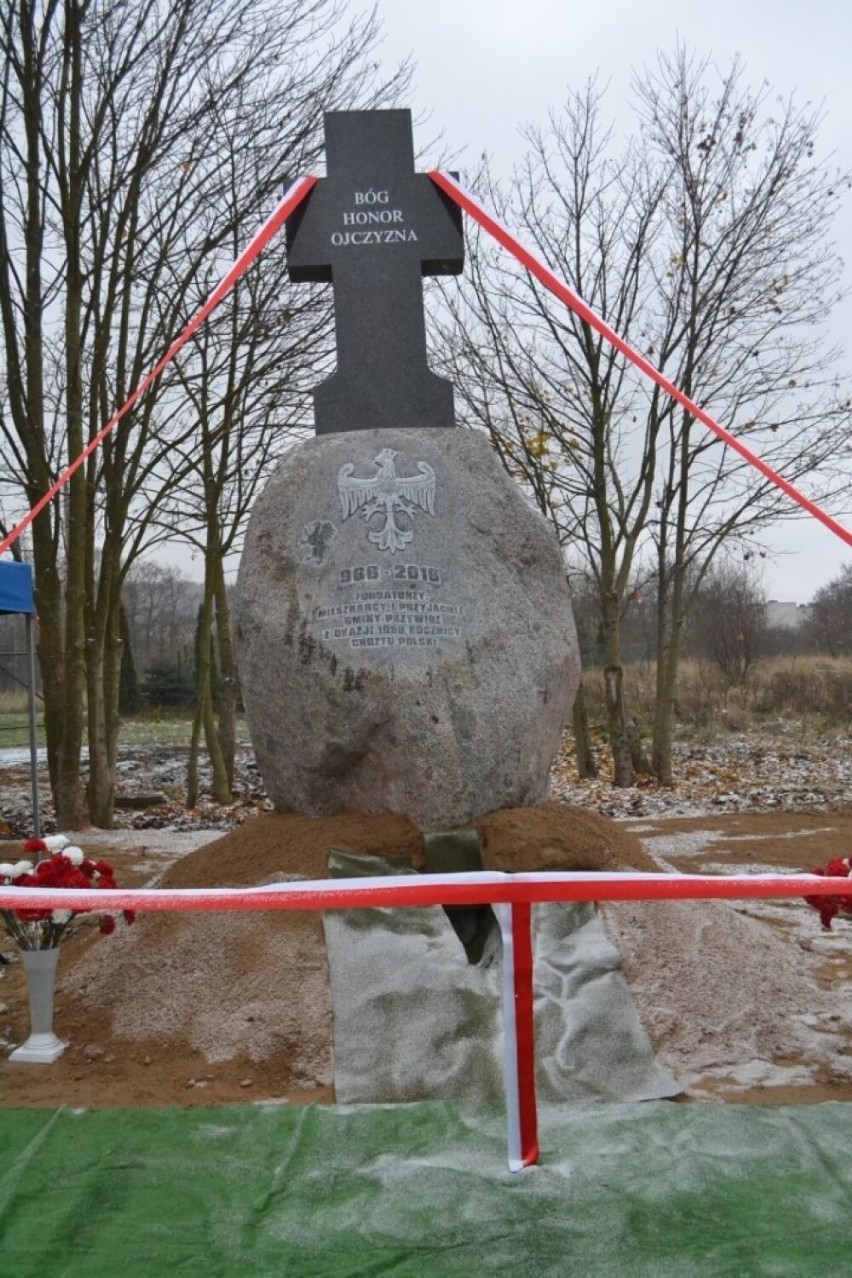 Obelisk Chrztu Polski w Przywidzu