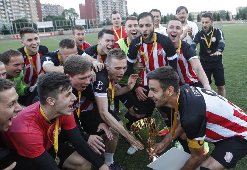 Resovia w finale pokonała Siarkę II Tarnobrzeg