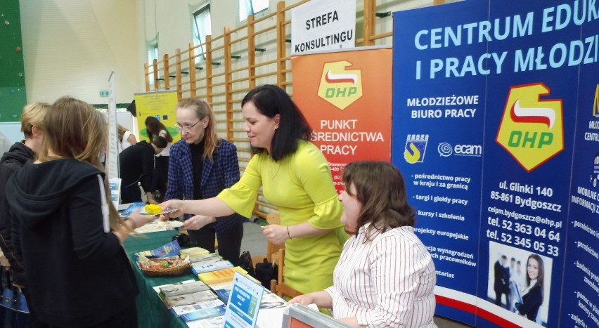 OHP Żnin na Powiatowych Targach Pracy i Edukacji [zdjęcia]