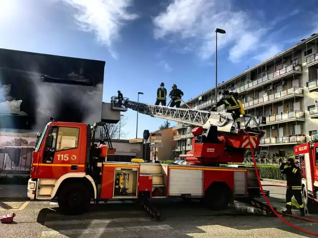 Tragedia na Mokotowie. W płomieniach zginął mężczyzna