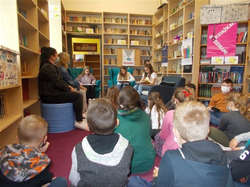 Akcja „Cała Polska Czyta Dzieciom” w Bibliotece Szkolnej w Wicku 