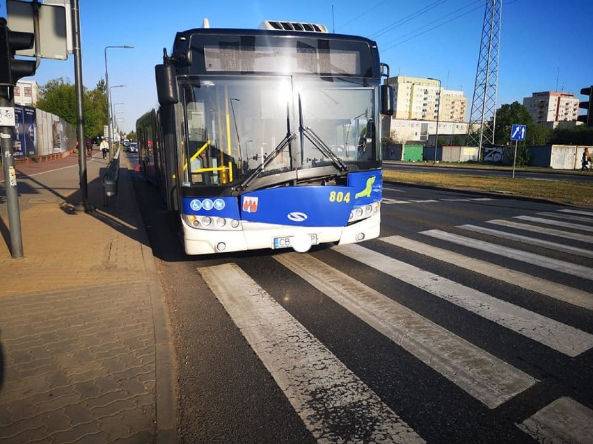 W poniedziałek rano na skrzyżowaniu ul. Kamiennej i...