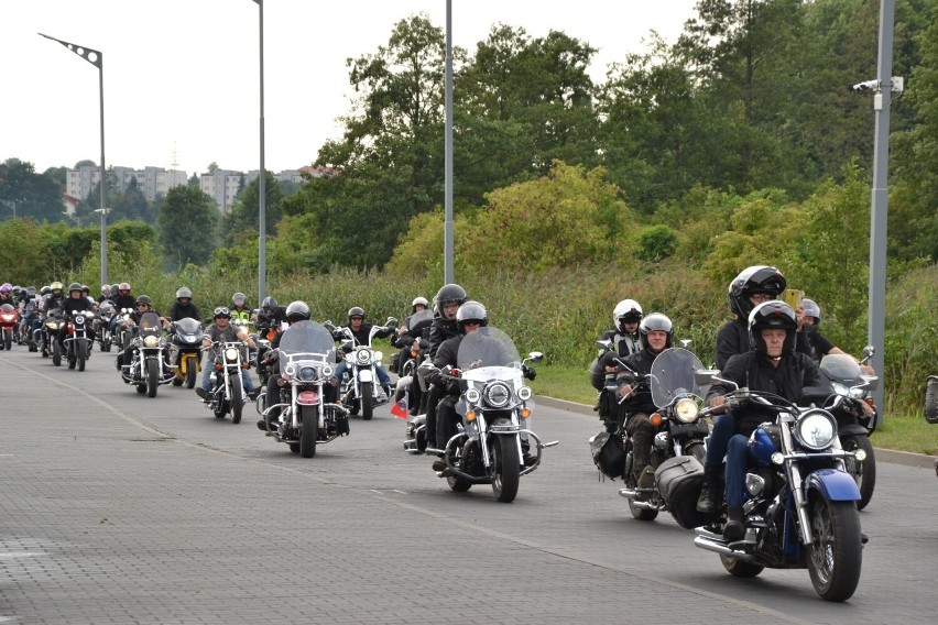 Piknik motocyklowy w Brzeźnie zgromadził blisko pół tysiąca motocyklistów! [zdjęcia]