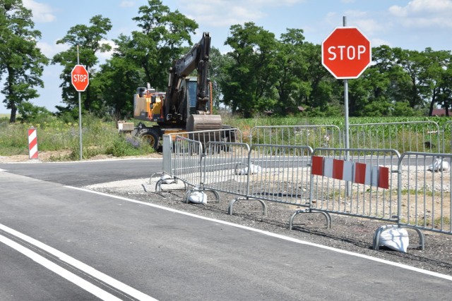 Obecnie na budowie S-5 między Bydgoszczą, a Szubinem wykonywane są prace ziemne przy nasypach trasy głównej, Wykonawca wzmocnienia też grunt kolumnami betonowymi. Prowadzone są prace przy drogach dojazdowych, a także kontynuowane roboty mostowe takie jak: betonowanie, wykonywanie izolacji i zasypki przepustów.