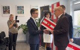 Blisko 50 uczniów i absolwentów ze stypendiami powiatu wieluńskiego ZDJĘCIA, FILM
