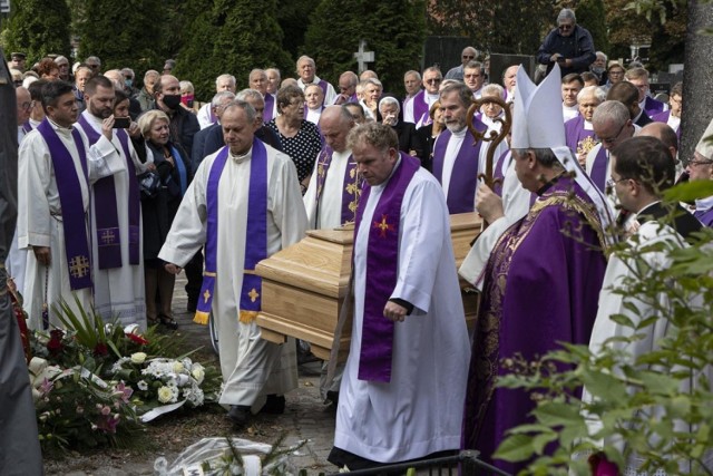W środę, 29 września, na wrocławskim cmentarzu przy ul. Bujwida, spoczął biskup Edward Janiak