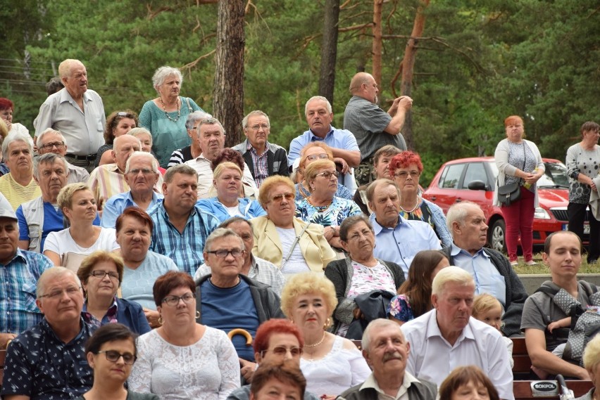 Folkloriada Jurajska w Żarkach Letnisku [ZDJĘCIA] W niedzielę odbywa się VI Festiwal Kapel Podwórkowych