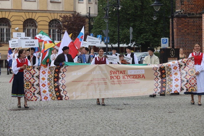 Festiwal Świat pod Kyczerą w Legnicy [ZDJĘCIA]
